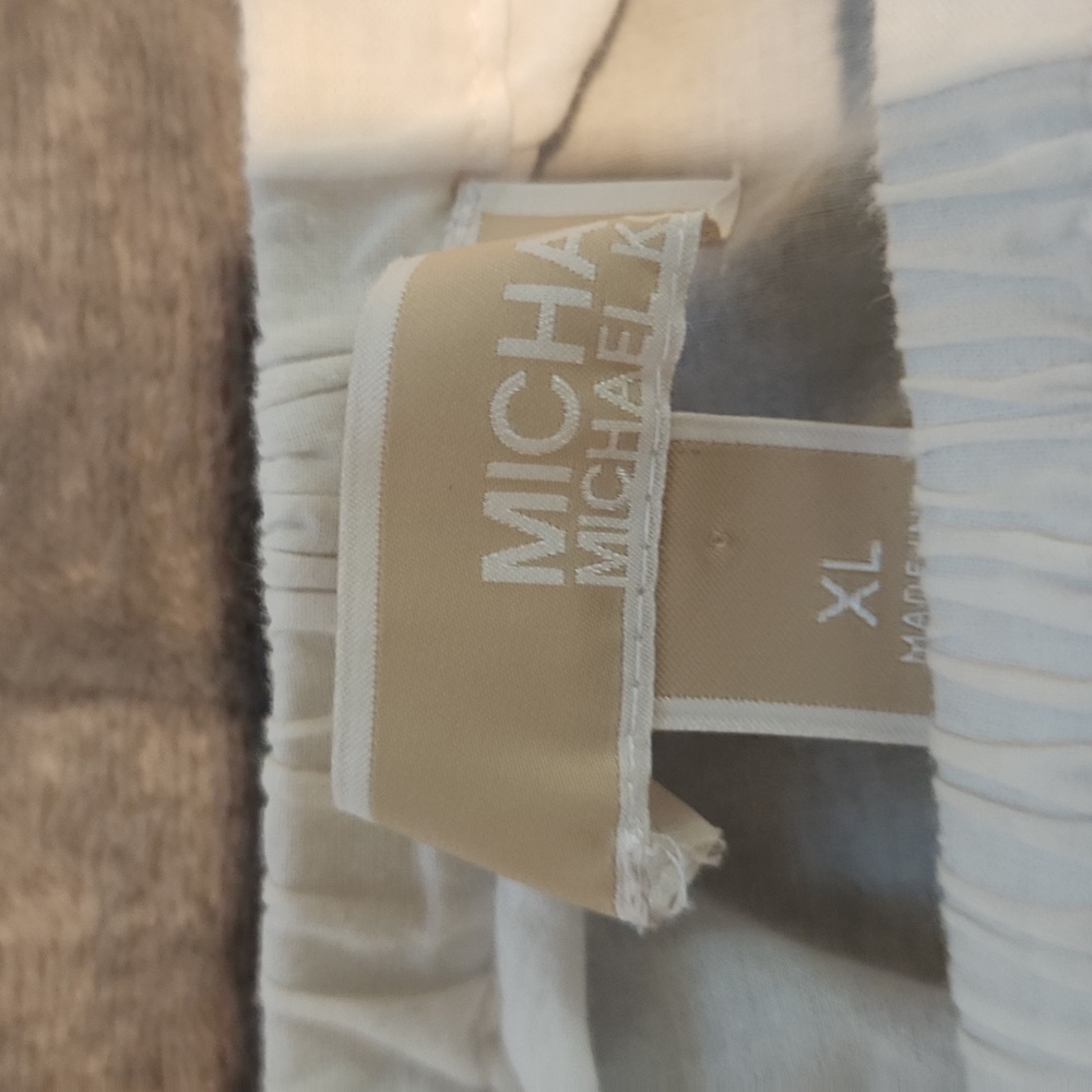 Michael Kors Top - Picture 5 of 5